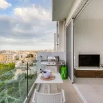 Balluta View Mansions With Rare Valley And Bay Views דירה